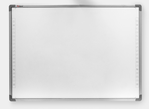 IQBoard RPT082 и RPT097 – бюджетный multitouch для образования