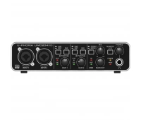 Behringer UMC204HD