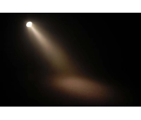 Светодиодный прожектор направленного света CHAUVET-PRO Ovation F-95WW