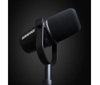 Микрофон цифровой Shure MV7-K