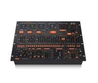 Полумодульный рековый синтезатор Behringer 2600