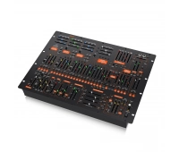 Полумодульный рековый синтезатор Behringer 2600