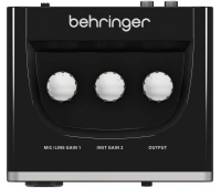 Внешний аудио интерфейс Behringer UM-2