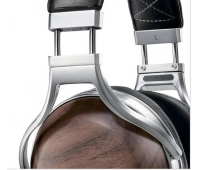 Denon AH-D7200