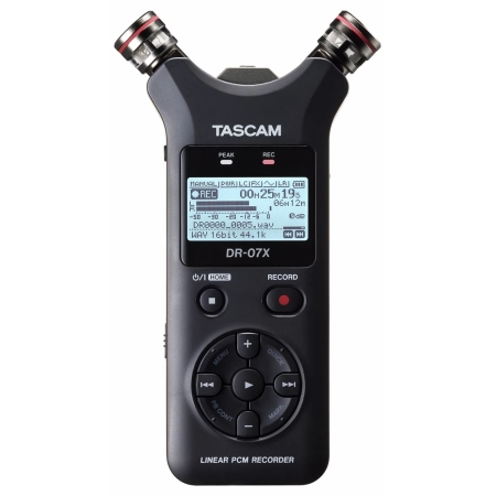 Изображение 1 (Портативный цифровой аудиорекордер wav/mp3 Tascam DR-07X)