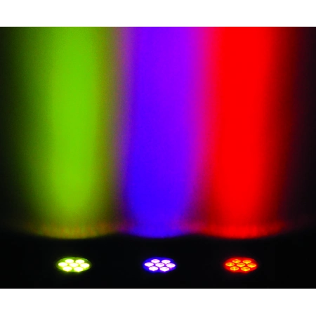 Изображение 2 (Светодиодный прожектор направленного света CHAUVET-PRO COLORdash Par Quad 7)