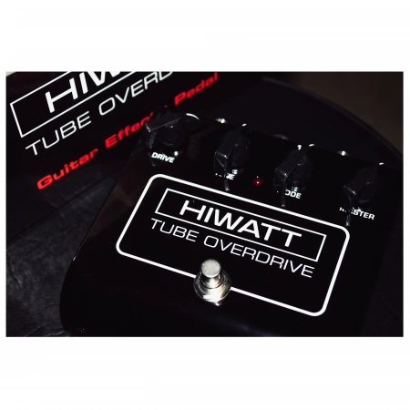 Изображение 2 (Ламповая педаль эффектов для гитары (овердрайв) HIWATT Tube Overdrive)