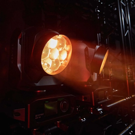 Изображение 3 (LED прибор Cameo CLEW3)