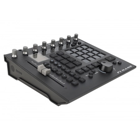 MIDI контроллер Icon P1 Nano