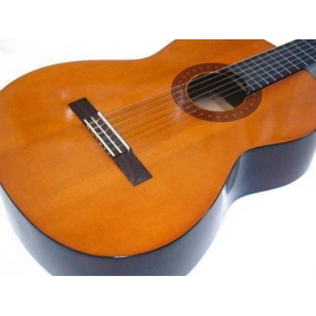 Изображение 4 (Гитара Yamaha C40)